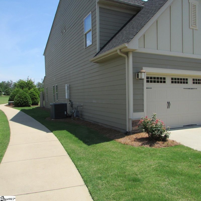 Property image 4 at 25 Hemingway Lane, Simpsonville, SC 29681