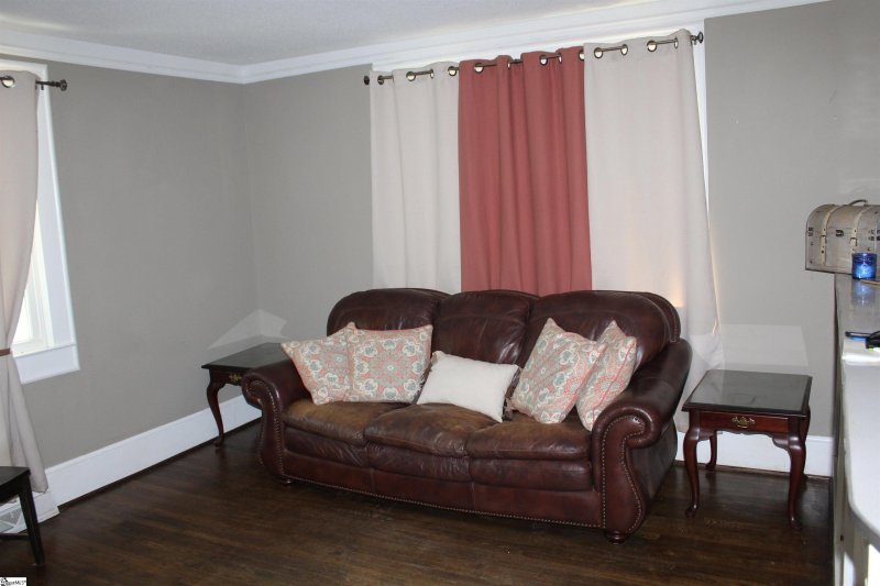 Property image 4 at 113 Ryan Street, Easley, SC 29640