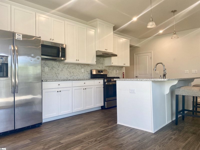 Property image 4 at 252 Thames Valley Drive, Easley, SC 29642-1675