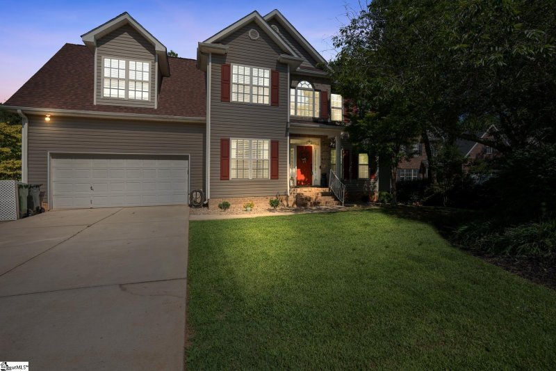 Property image 2 at 615 Meadow Grove Way, Greer, SC 29650