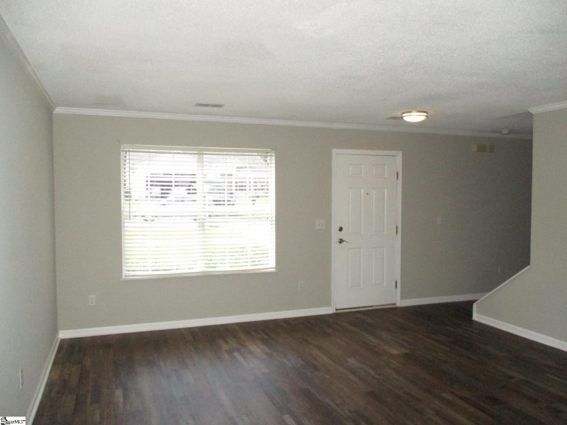 Property image 2 at 19 Willow Bend Drive, Taylors, SC 29687