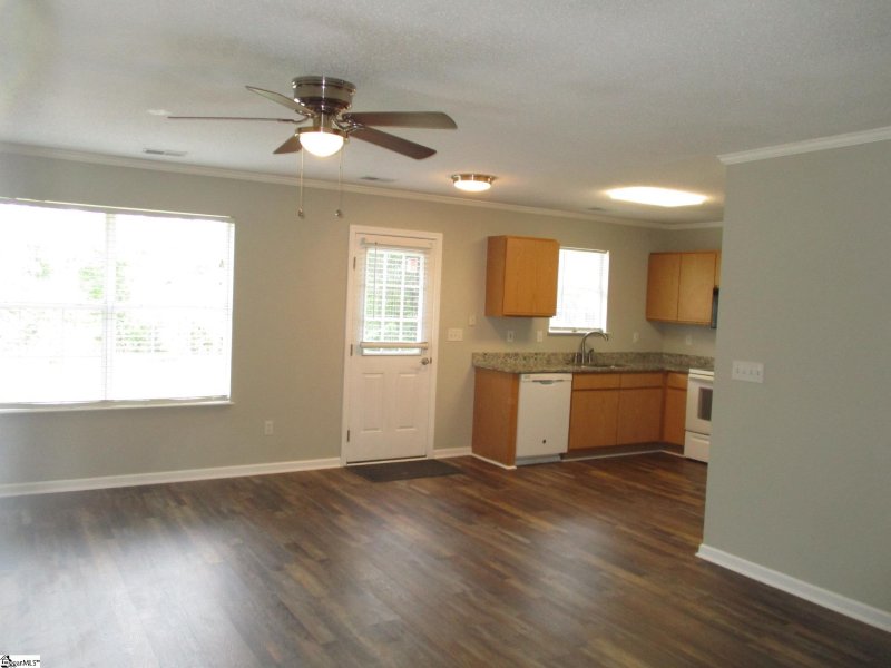 Property image 5 at 19 Willow Bend Drive, Taylors, SC 29687