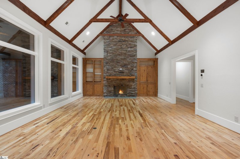 Property image 5 at 406 Kingsgate Court, Simpsonville, SC 29681