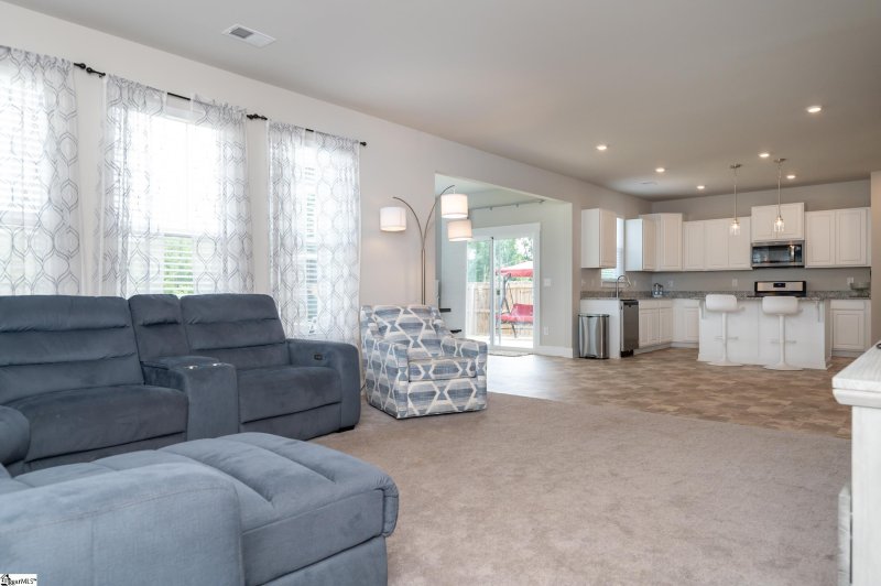 Property image 5 at 225 Foxbank Circle, Greer, SC 29651