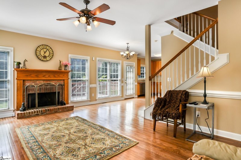 Property image 4 at 110 Richglen Way, Greer, SC 29650