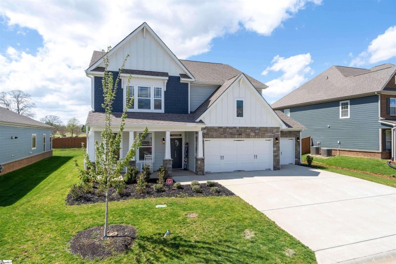 Property image 2 at 125 Riverland Woods Court, Simpsonville, SC 29681