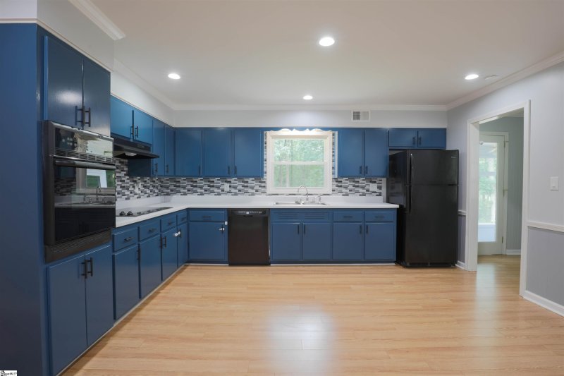 Property image 4 at 6 Balmoral Court, Greenville, SC 29611
