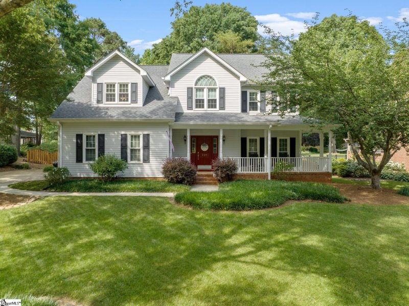 229 Holly Crest Circle