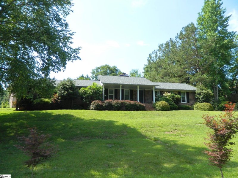 104 Valley View Road