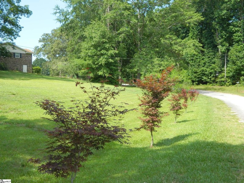 Property image 3 at 104 Valley View Road, Laurens, SC 29360