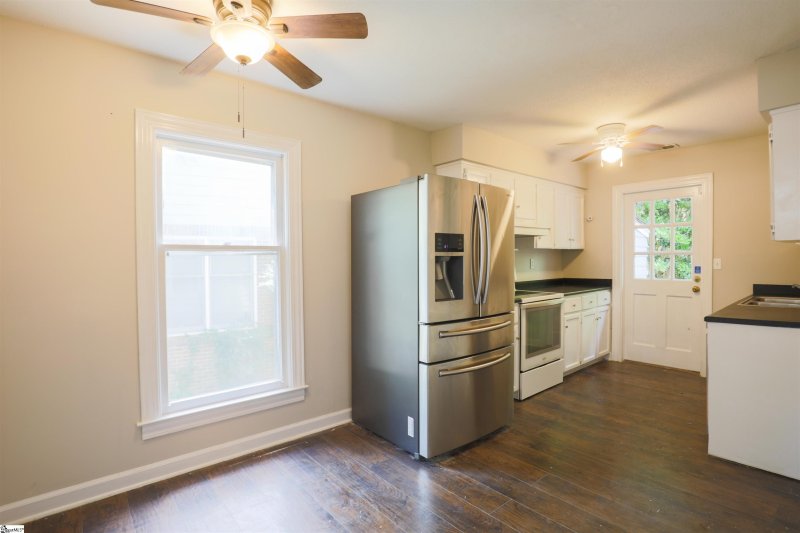 Property image 4 at 143 Highridge Drive, Spartanburg, SC 29307