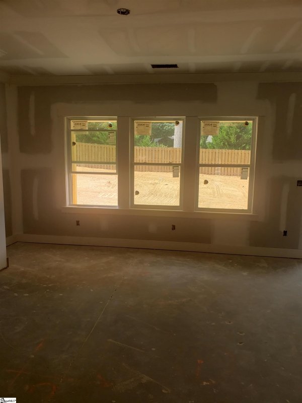 Property image 5 at 321 Loxley Drive, Simpsonville, SC 29680