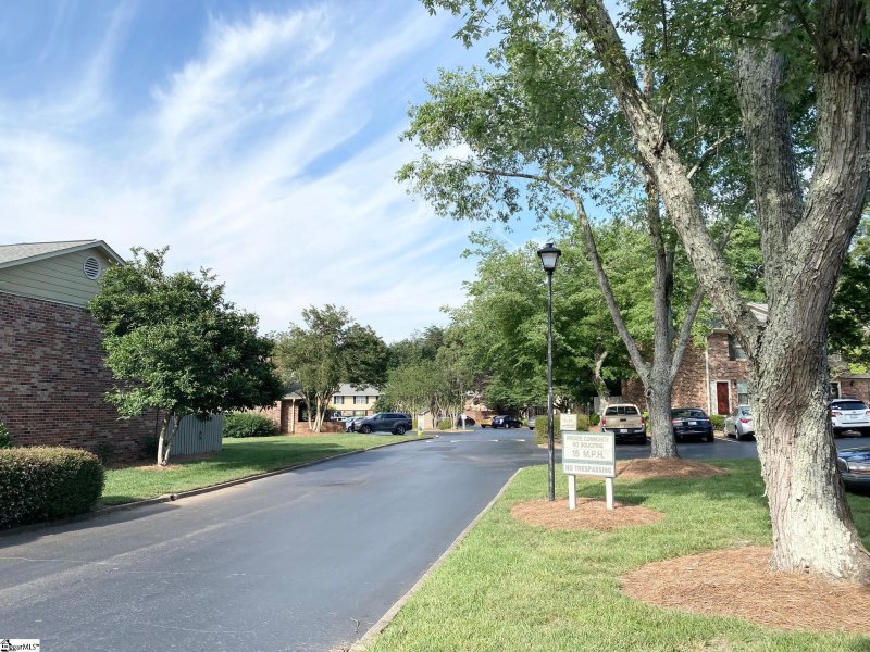 Property image 4 at 710 Hunts Bridge Road, Greenville, SC 29617