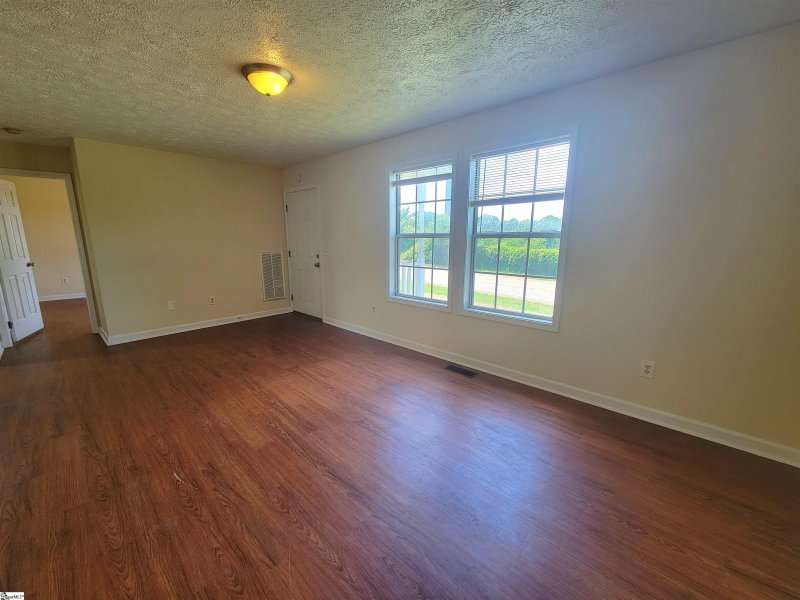 Property image 3 at 221 A Street, Greenville, SC 29609