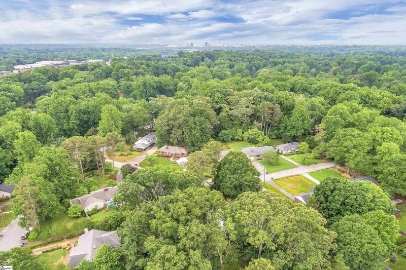 Property image 4 at 108 Stephens Lane, Greenville, SC 29609