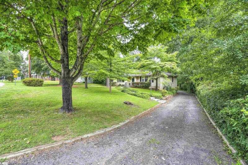 Property image 5 at 108 Stephens Lane, Greenville, SC 29609