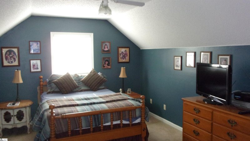 Property image 4 at 702 Huntington Road, Easley, SC 29642