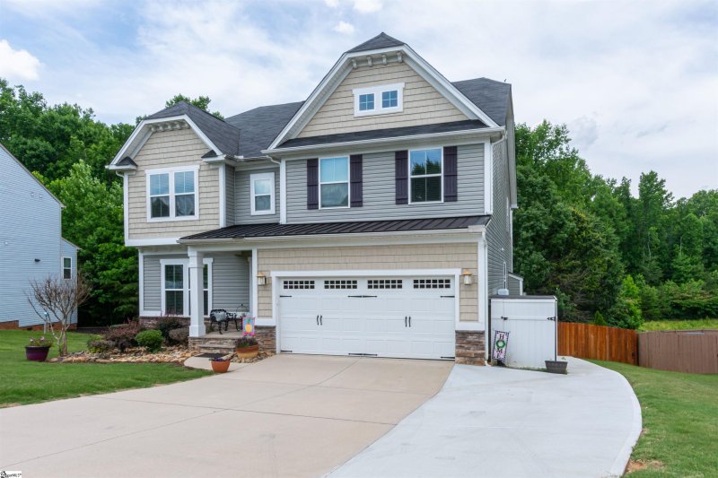 Property image 2 at 229 Meadow Rose Drive, Travelers Rest, SC 29690