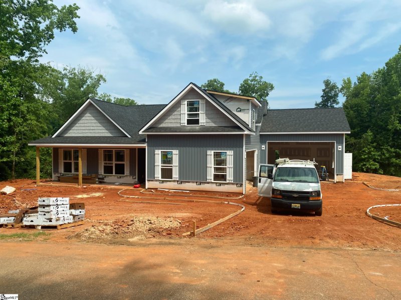 108 Inlet Pointe Drive