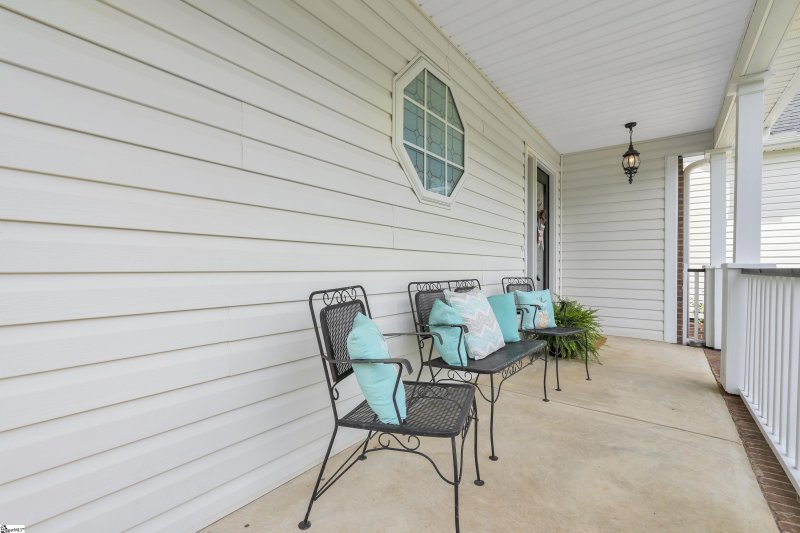 Property image 2 at 176 Upper Lake Drive, Easley, SC 29640