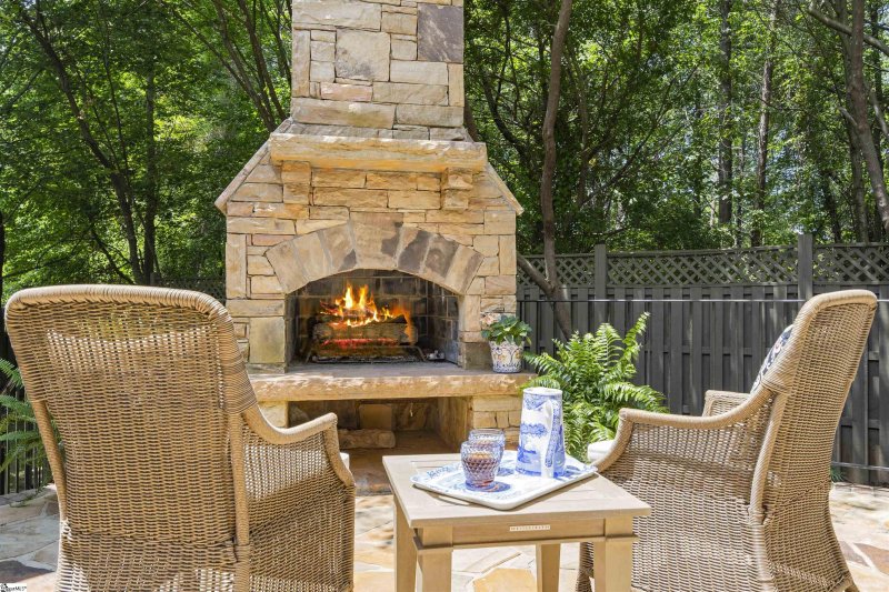 Property image 3 at 24 Gossamer Place, Greenville, SC 29607