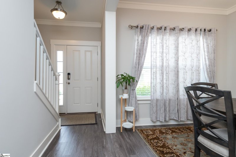 Property image 4 at 826 Stonebriar Street, Simpsonville, SC 29681