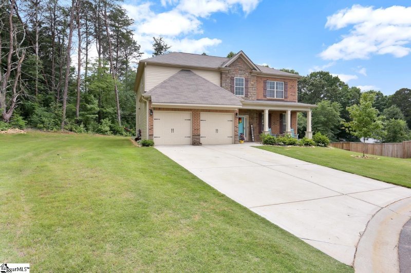 Property image 2 at 100 Wildflower Road, Easley, SC 29642