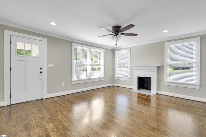 Property image 4 at 122 Parkins Mill Road, Greenville, SC 29607