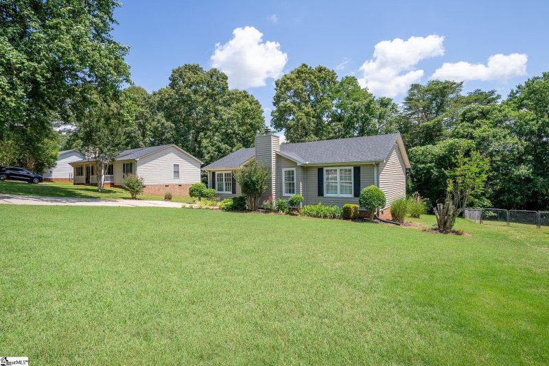 Property image 3 at 1007 Havelock Drive, Taylors, SC 29687