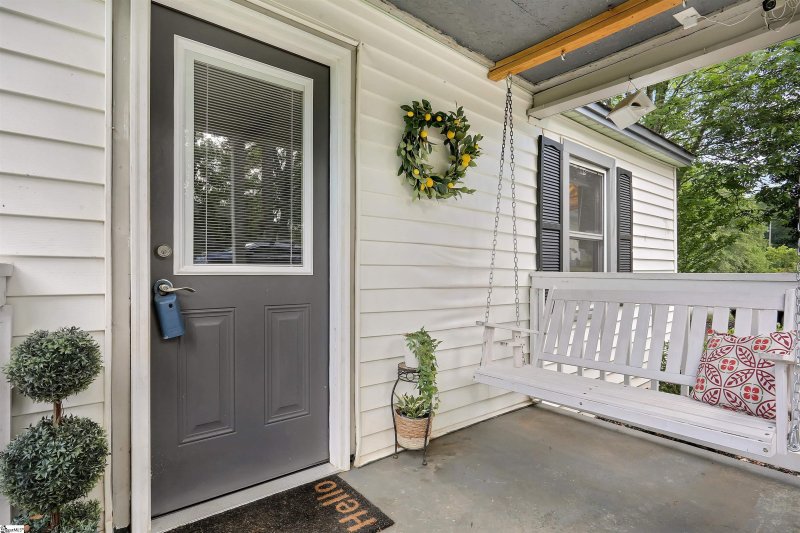 Property image 4 at 102 Walker Street, Easley, SC 29640