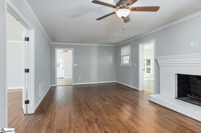 Property image 2 at 4 STRAND Court, Taylors, SC 29687