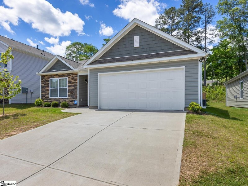 Property image 3 at 276 Millen Drive, Woodruff, SC 29388