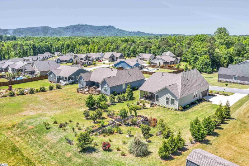 Property image 2 at 101 Timbertrail Way, Travelers Rest, SC 29690