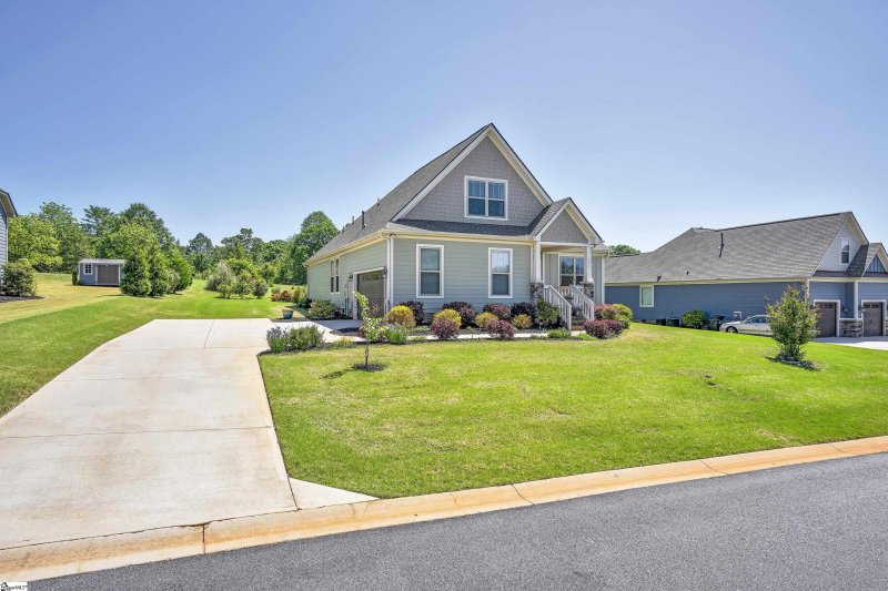 Property image 3 at 101 Timbertrail Way, Travelers Rest, SC 29690