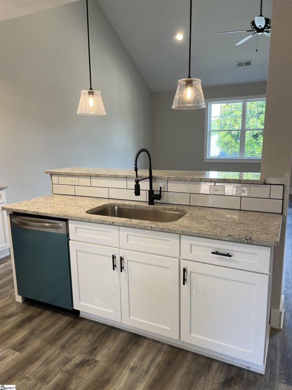 Property image 5 at 19 D Street, Greenville, SC 29611