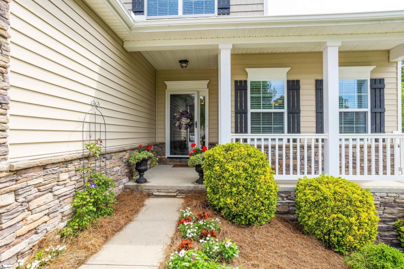 Property image 3 at 10 KENTON FINCH Court, Simpsonville, SC 29681