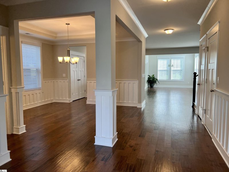 Property image 3 at 101 Quail Creek Drive, Greer, SC 29650
