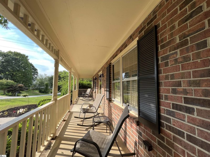 Property image 3 at 103 Crosswinds Court, Greer, SC 29650