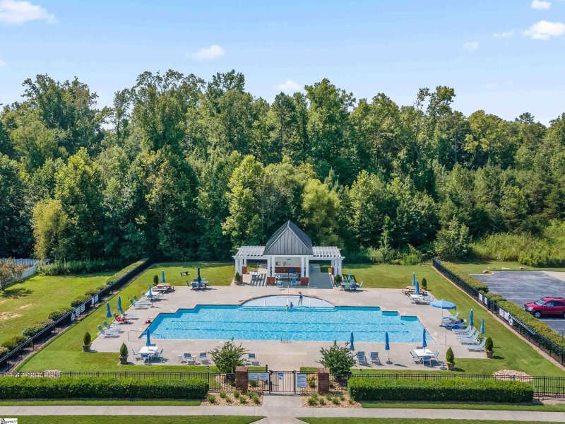 Property image 3 at 200 Ridenour Avenue, Greenville, SC 29617