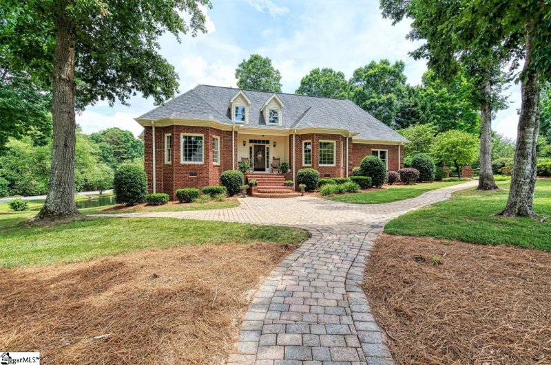 400 Four lakes Drive