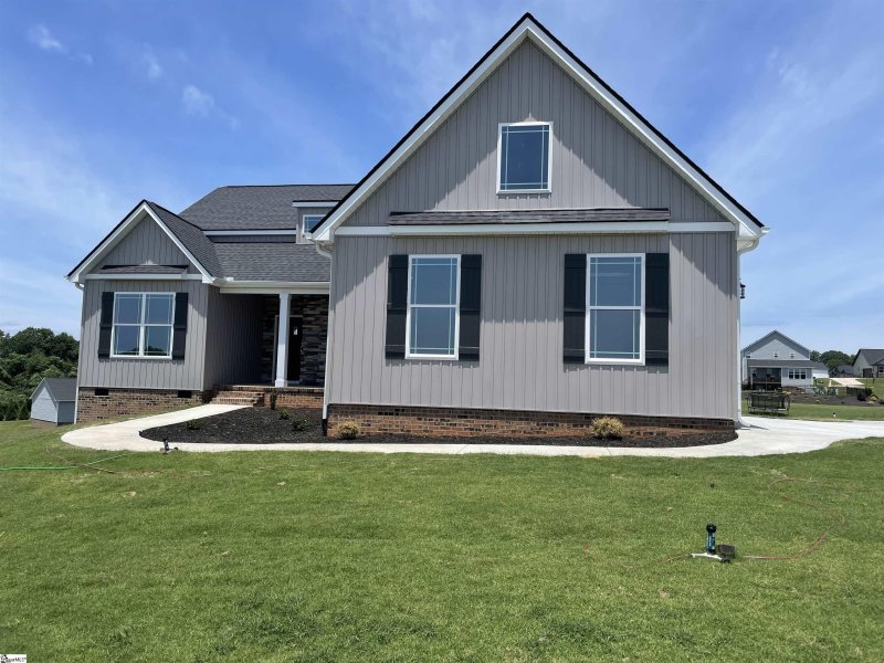 Property image 2 at 510 Hillview Knoll Lane, Greer, SC 29651