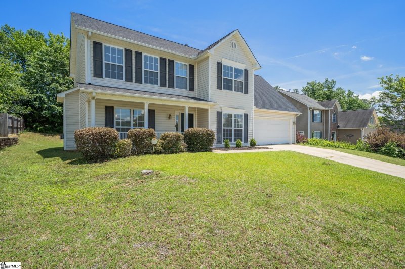 Property image 2 at 413 Cardinal Woods Way, Easley, SC 29642