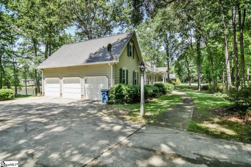 Property image 4 at 127 Greybridge Road, Pelzer, SC 29669