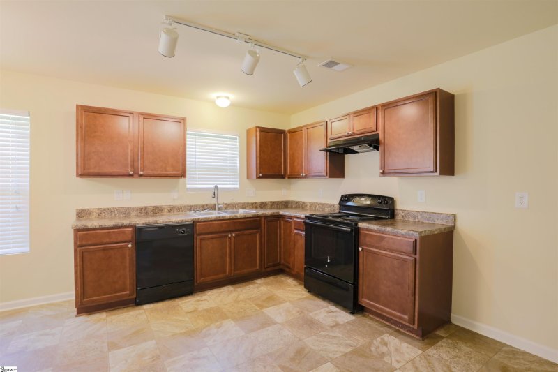 Property image 4 at 942 Slow Creek Court, Boiling Springs, SC 29316