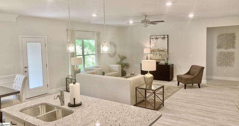 Property image 3 at 717 Butterfly Lake Court, Greenville, SC 29605