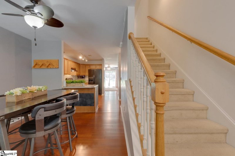 Property image 3 at 33 Birdsong Lane, Taylors, SC 29687