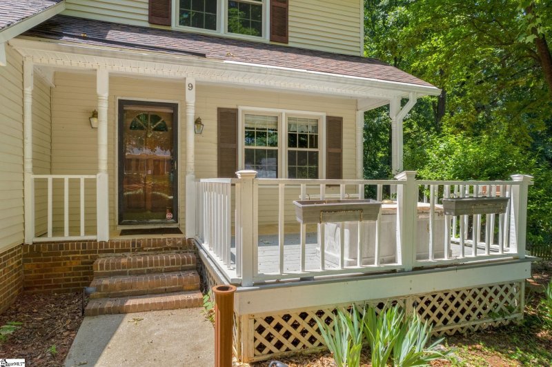 Property image 4 at 9 Doverdale Road, Greenville, SC 29615
