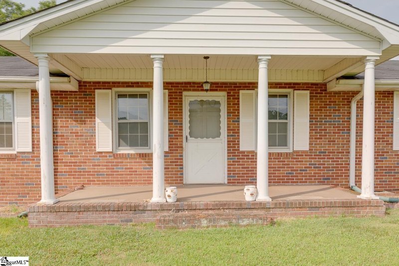 Property image 4 at 101 Colonial Lane, Simpsonville, SC 29681