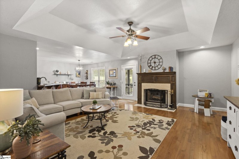 Property image 4 at 313 S Cassidy Way, Campobello, SC 29322