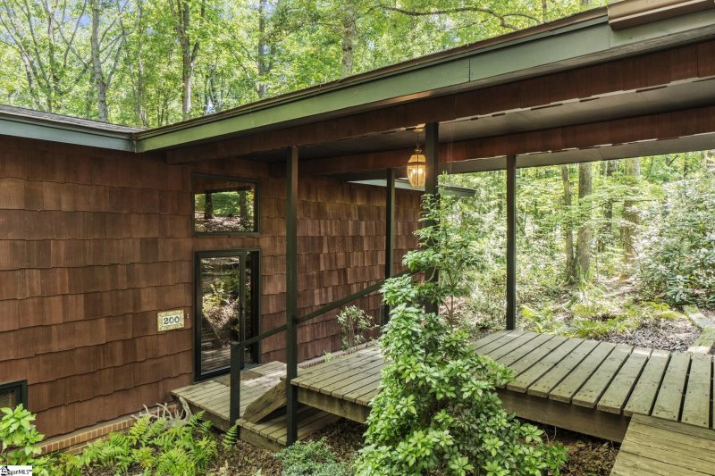 Property image 2 at 200 Bromsgrove Drive, Greenville, SC 29609